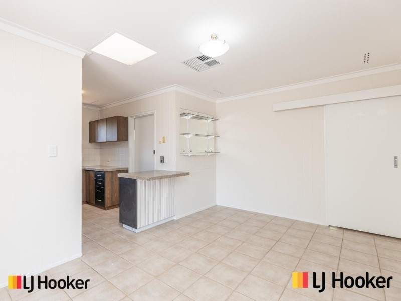 2 Burnham Way, Shelley WA 6148