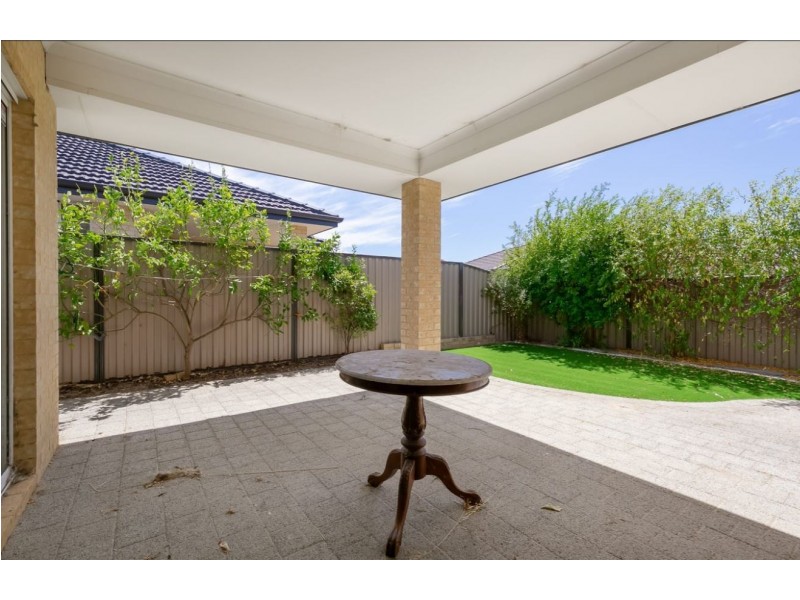 106 Riva Entrance, Piara Waters WA 6112