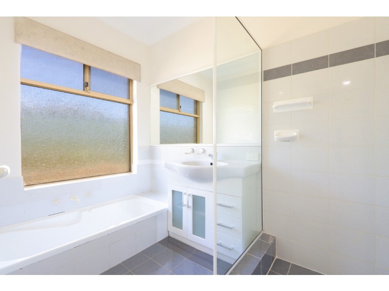 20 Keall Pass, Winthrop WA 6150