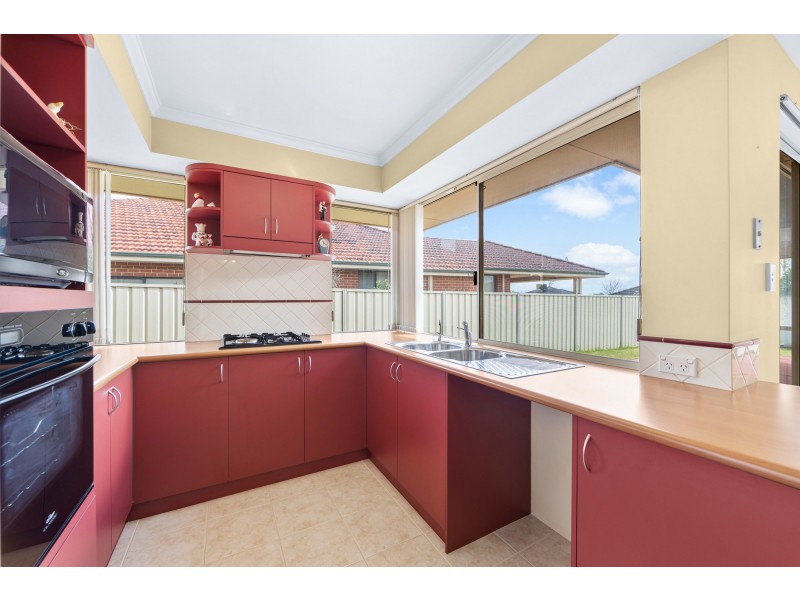 44 Peterborough Circle, North Lake WA 6163