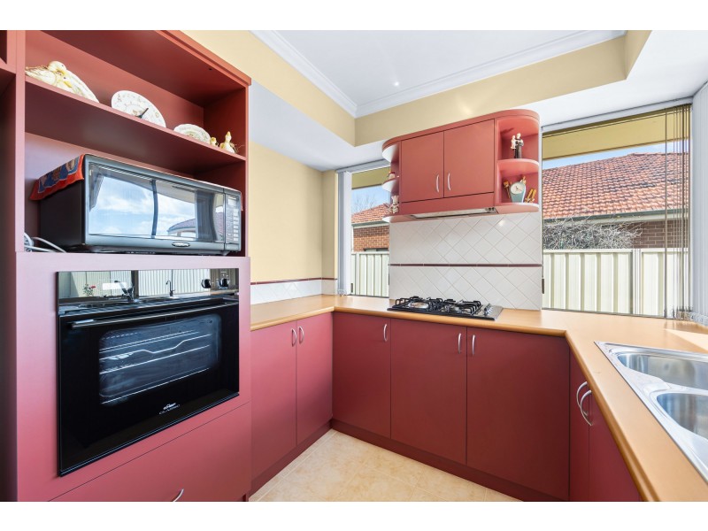 44 Peterborough Circle, North Lake WA 6163