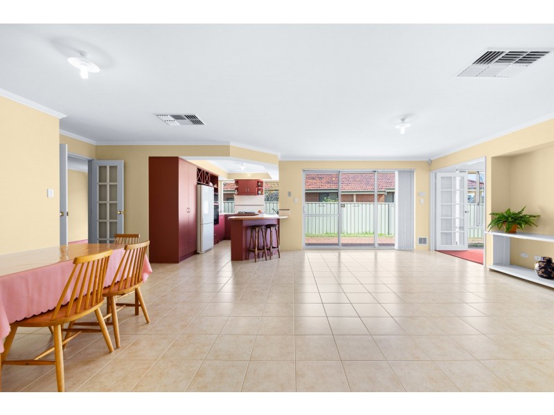 44 Peterborough Circle, North Lake WA 6163