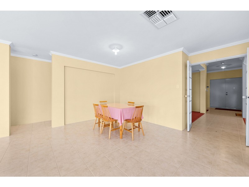 44 Peterborough Circle, North Lake WA 6163