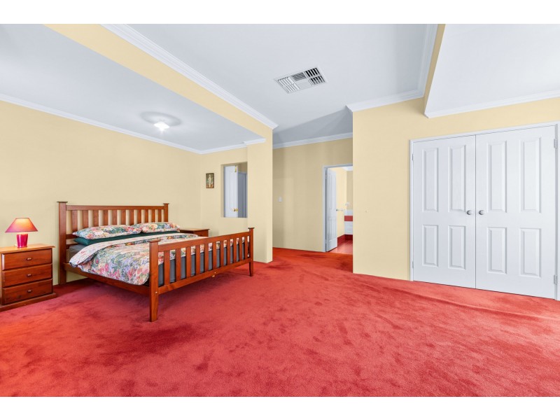 44 Peterborough Circle, North Lake WA 6163