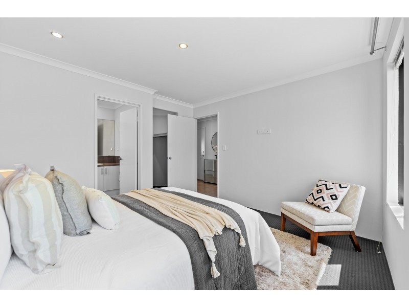 9 Exton Place, Spearwood WA 6163