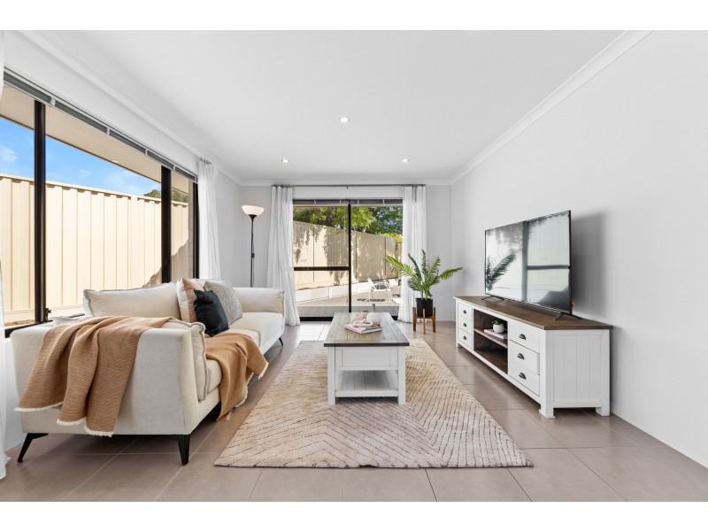 9 Exton Place, Spearwood WA 6163