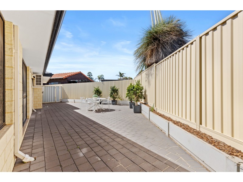 9 Exton Place, Spearwood WA 6163