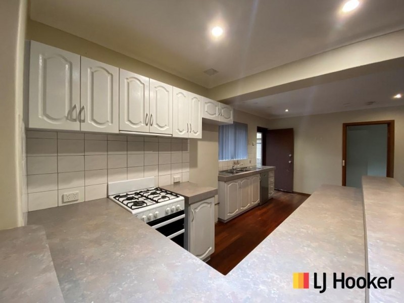 52 Sussex Street, Spearwood WA 6163