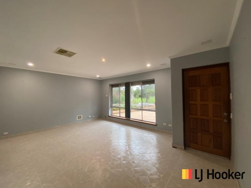 52 Sussex Street, Spearwood WA 6163