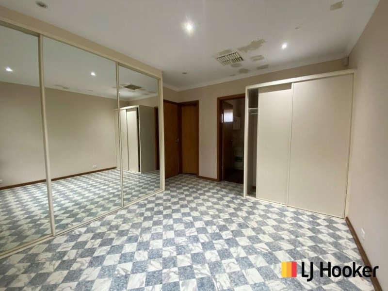 52 Sussex Street, Spearwood WA 6163