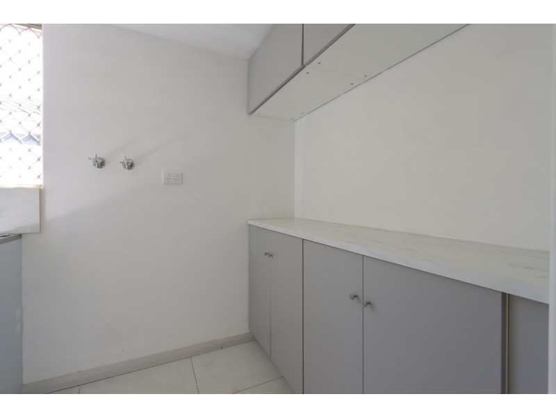 25 Berrigan Drive, South Lake WA 6164