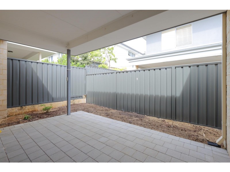 11 Botanical Place, Kardinya WA 6163