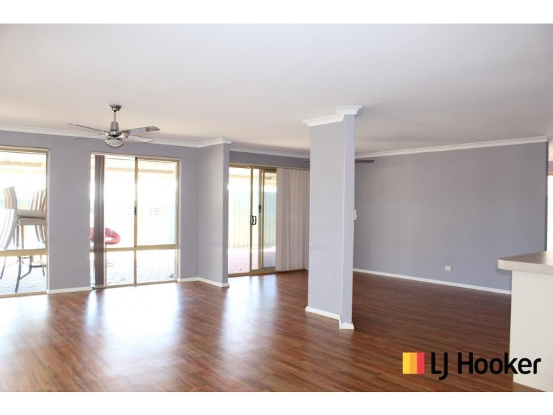 35 Thornbill Loop, Beeliar WA 6164