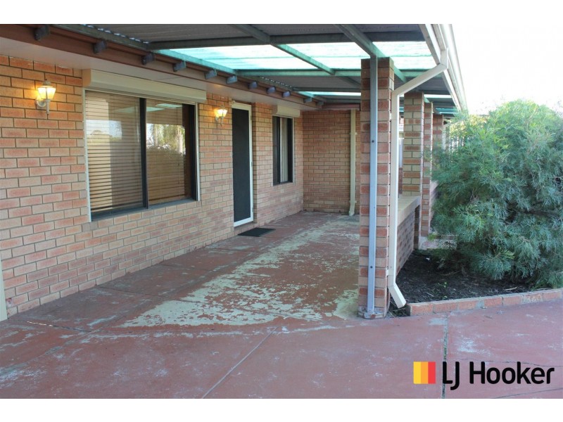 10 Pambula Court, South Lake WA 6164