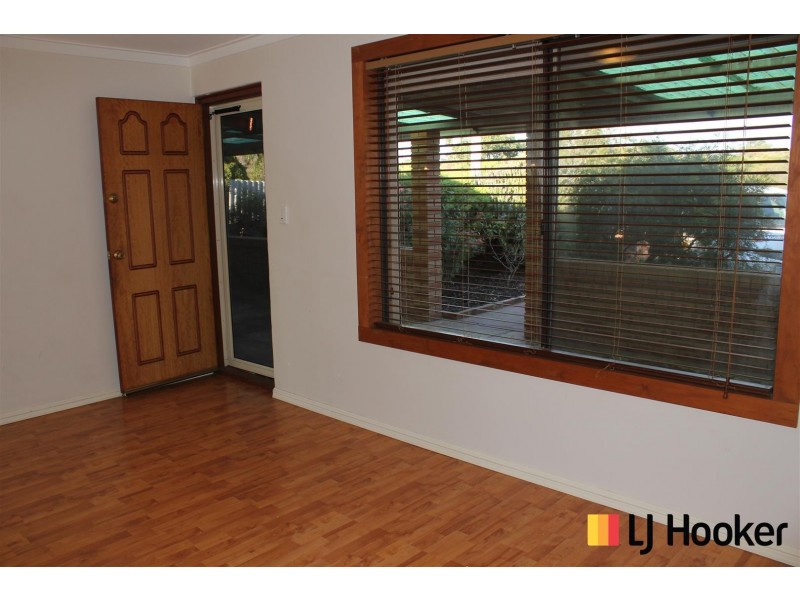 10 Pambula Court, South Lake WA 6164