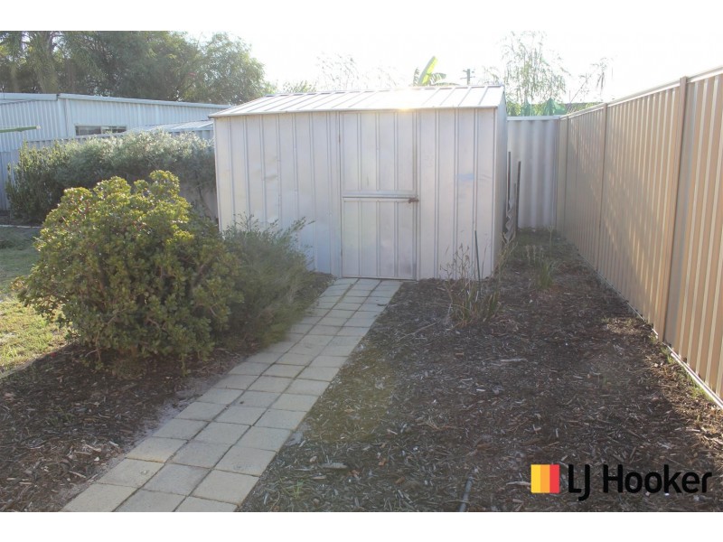 10 Pambula Court, South Lake WA 6164