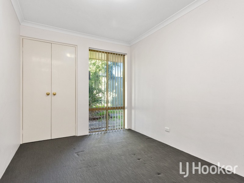 8 Diviney Court, Parkwood WA 6147