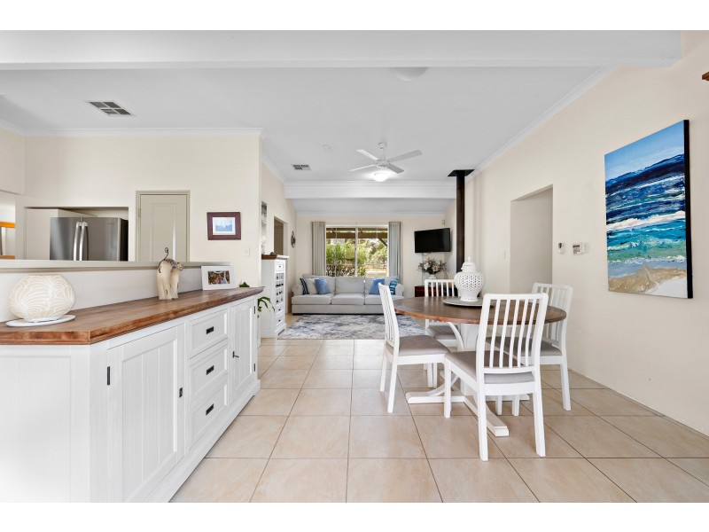 36 Leslie Road, Wandi WA 6167