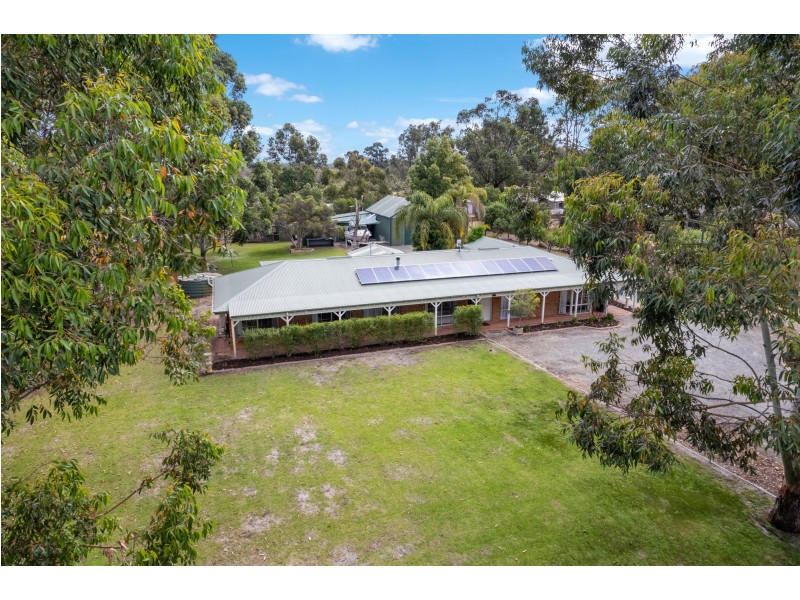 36 Leslie Road, Wandi WA 6167