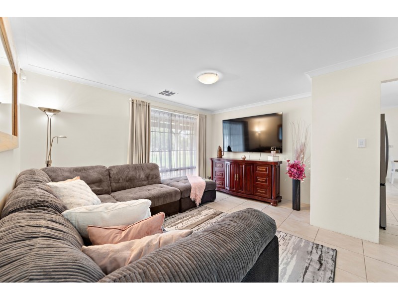 36 Leslie Road, Wandi WA 6167