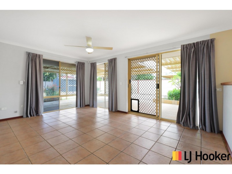 2 Chuditch Close, Brookdale WA 6112