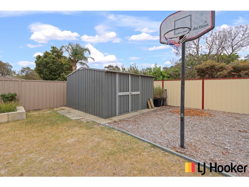 2 Chuditch Close, Brookdale WA 6112