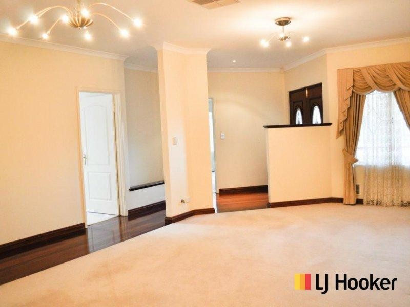4a Aldam Crescent, Shelley WA 6148