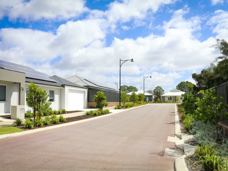 22 Serpentine Drive, South Guildford WA 6055