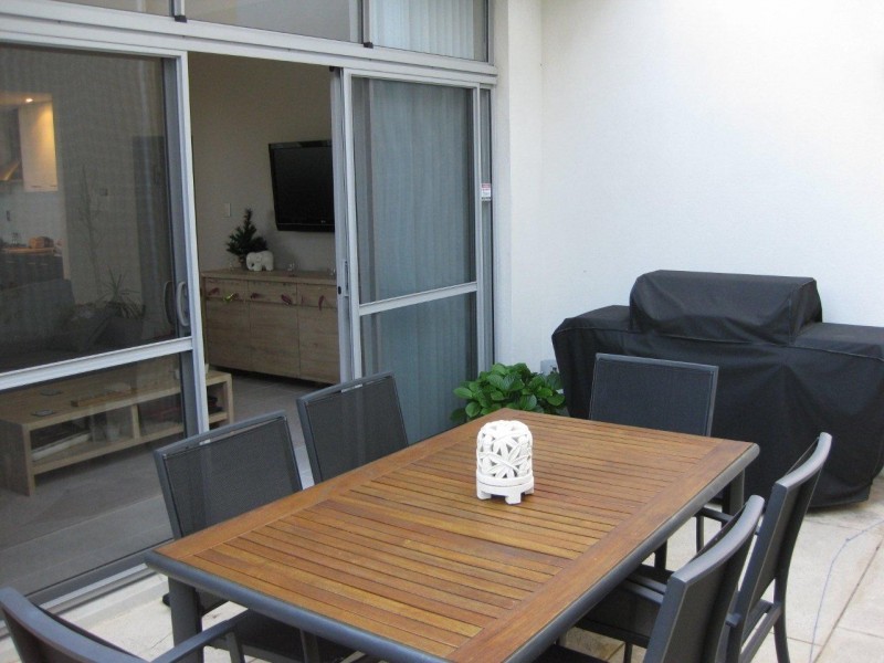 3/33 Harvest Road, North Fremantle WA 6159