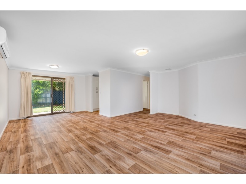 16 Tudor Avenue, Shelley WA 6148