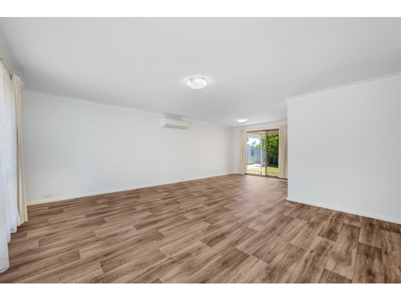 16 Tudor Avenue, Shelley WA 6148