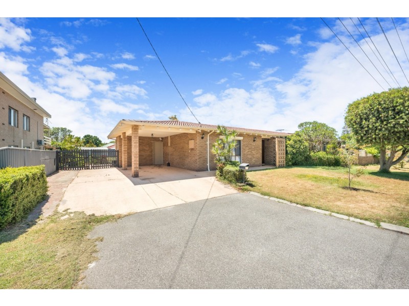 16 Tudor Avenue, Shelley WA 6148