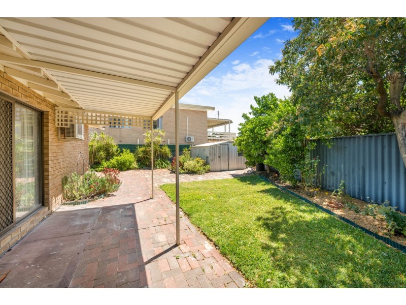 16 Tudor Avenue, Shelley WA 6148