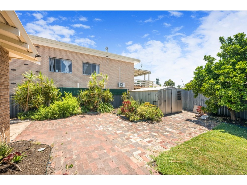 16 Tudor Avenue, Shelley WA 6148