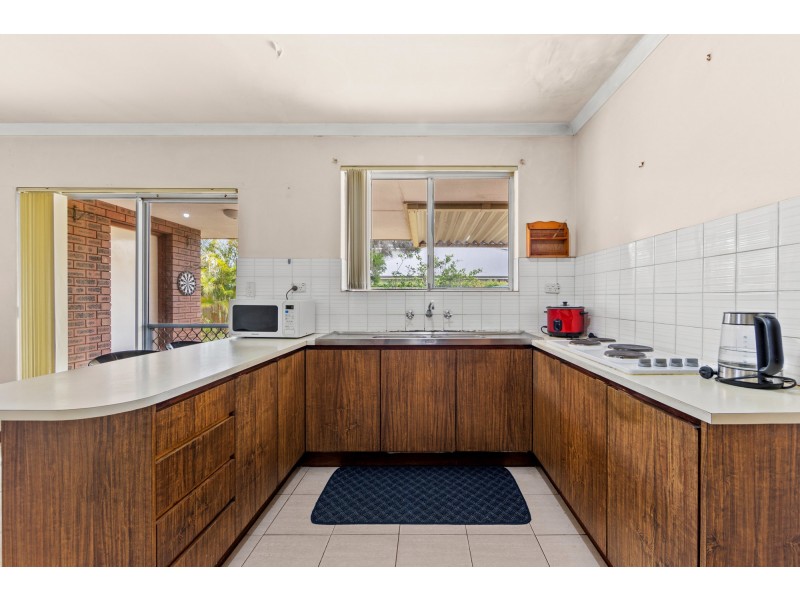 8 Panamuna Drive, Willetton WA 6155