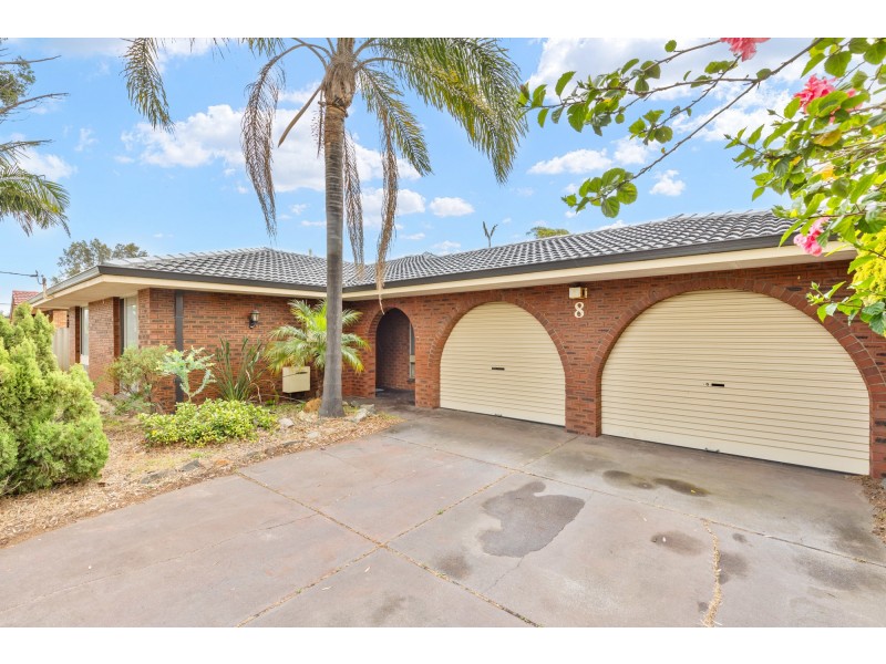 8 Panamuna Drive, Willetton WA 6155