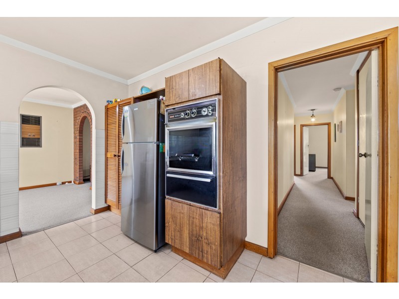 8 Panamuna Drive, Willetton WA 6155