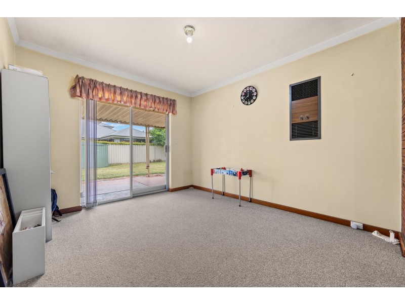 8 Panamuna Drive, Willetton WA 6155