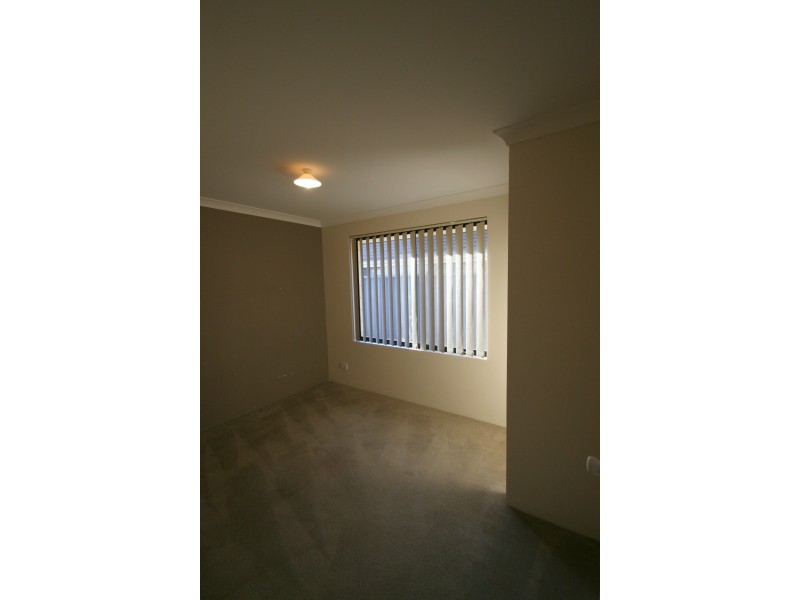 27 Minstrell Road, Bertram WA 6167