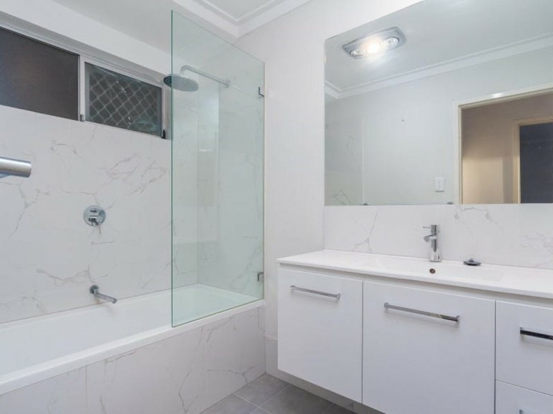 14 Namoi Place, Armadale WA 6112