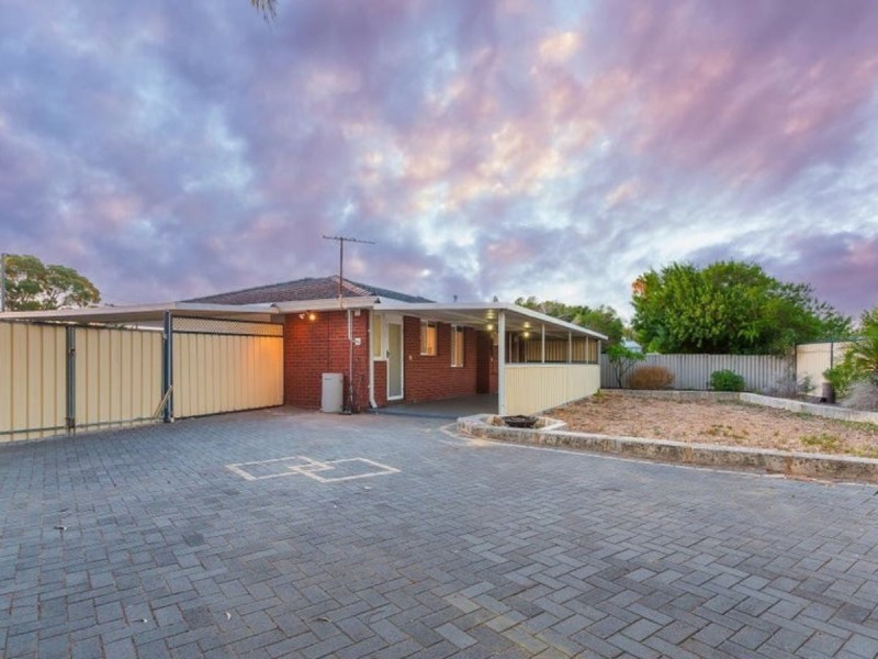 14 Namoi Place, Armadale WA 6112