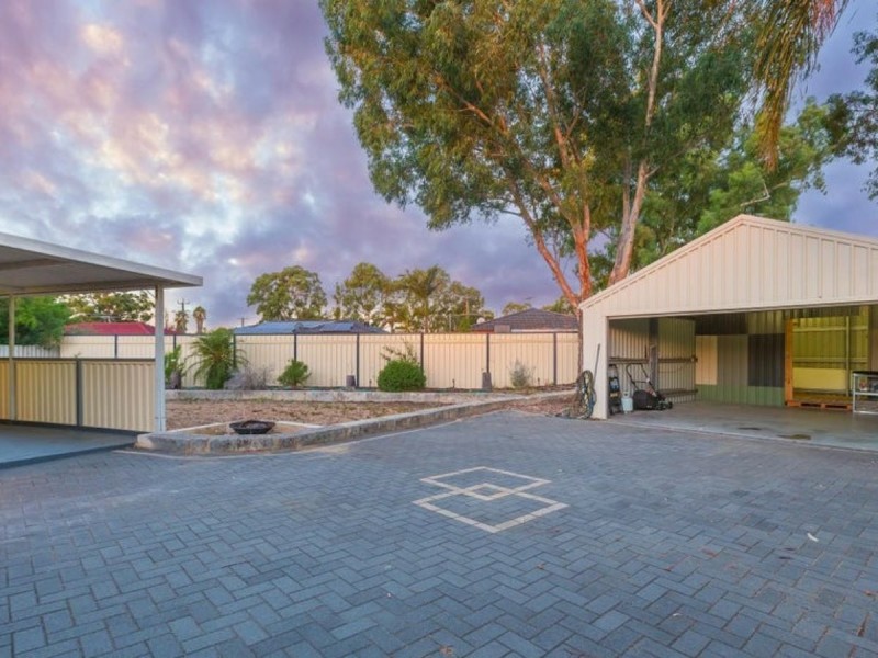 14 Namoi Place, Armadale WA 6112