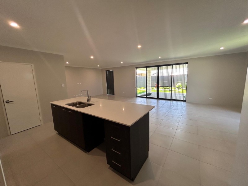 14 Juniper Loop, Alkimos WA 6038