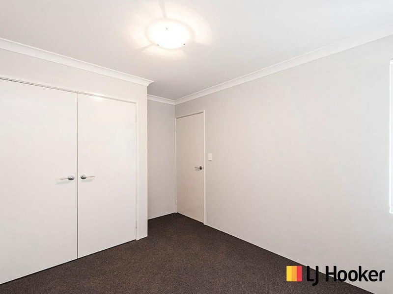 32 Vignerons Loop, Hocking WA 6065