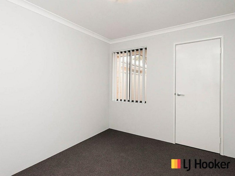 32 Vignerons Loop, Hocking WA 6065