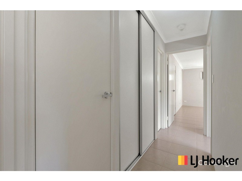 6b Lomond Way, Seville Grove WA 6112