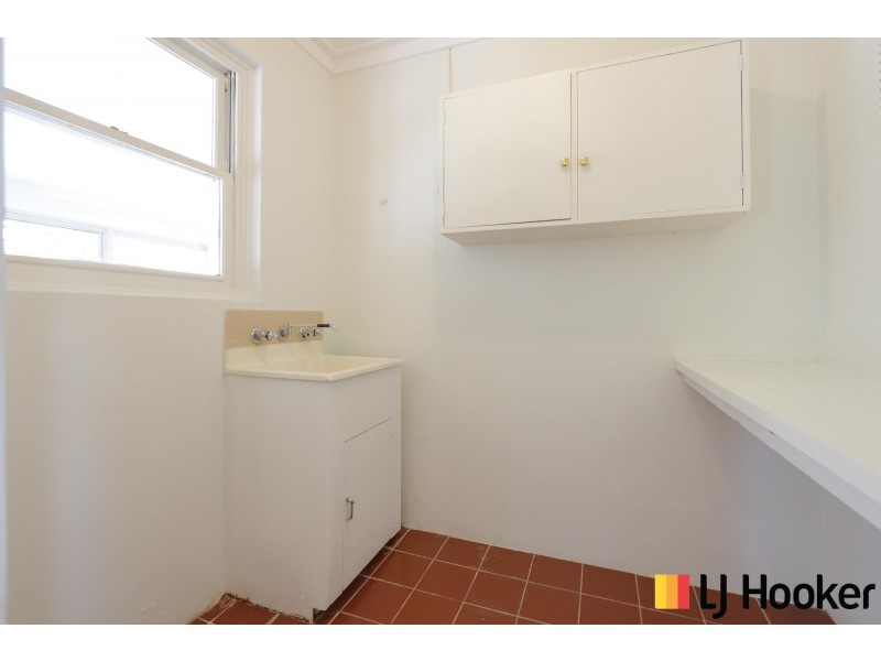 10 Vesta Crescent, Shelley WA 6148