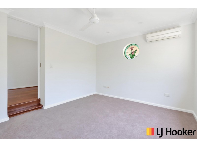 10 Vesta Crescent, Shelley WA 6148