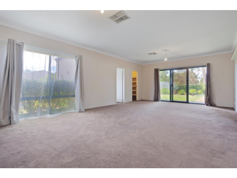 178 Glen Iris Drive, Jandakot WA 6164
