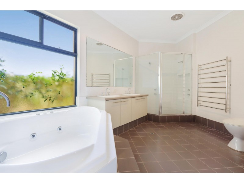 178 Glen Iris Drive, Jandakot WA 6164